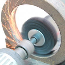 Đĩa có Thân Trục 6mm chuyên mài tẩy :Lớp gỉ , Lớp mạ, Lớp sơn ( Stripping Wheel with 6mm Shank)